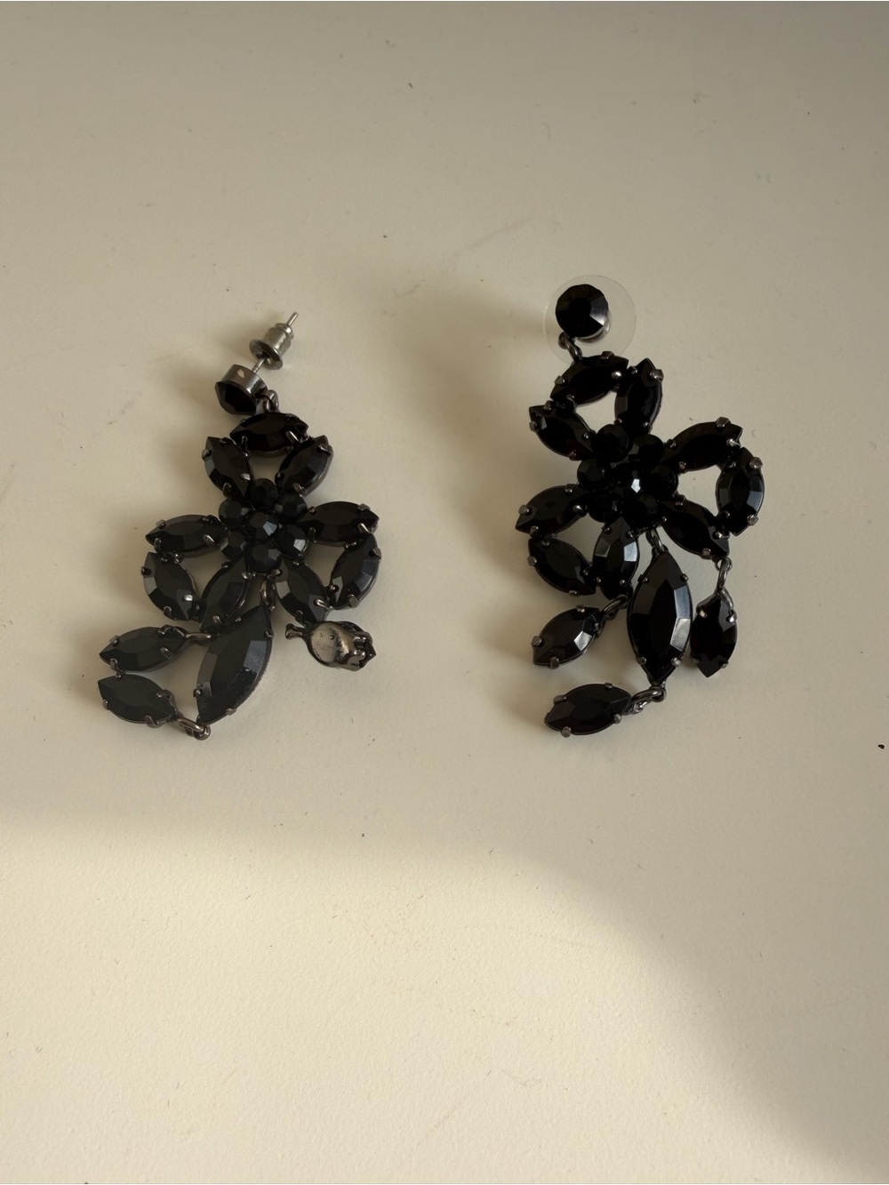 Black Crystal Floral Drop Earrings - Women Jewelry
